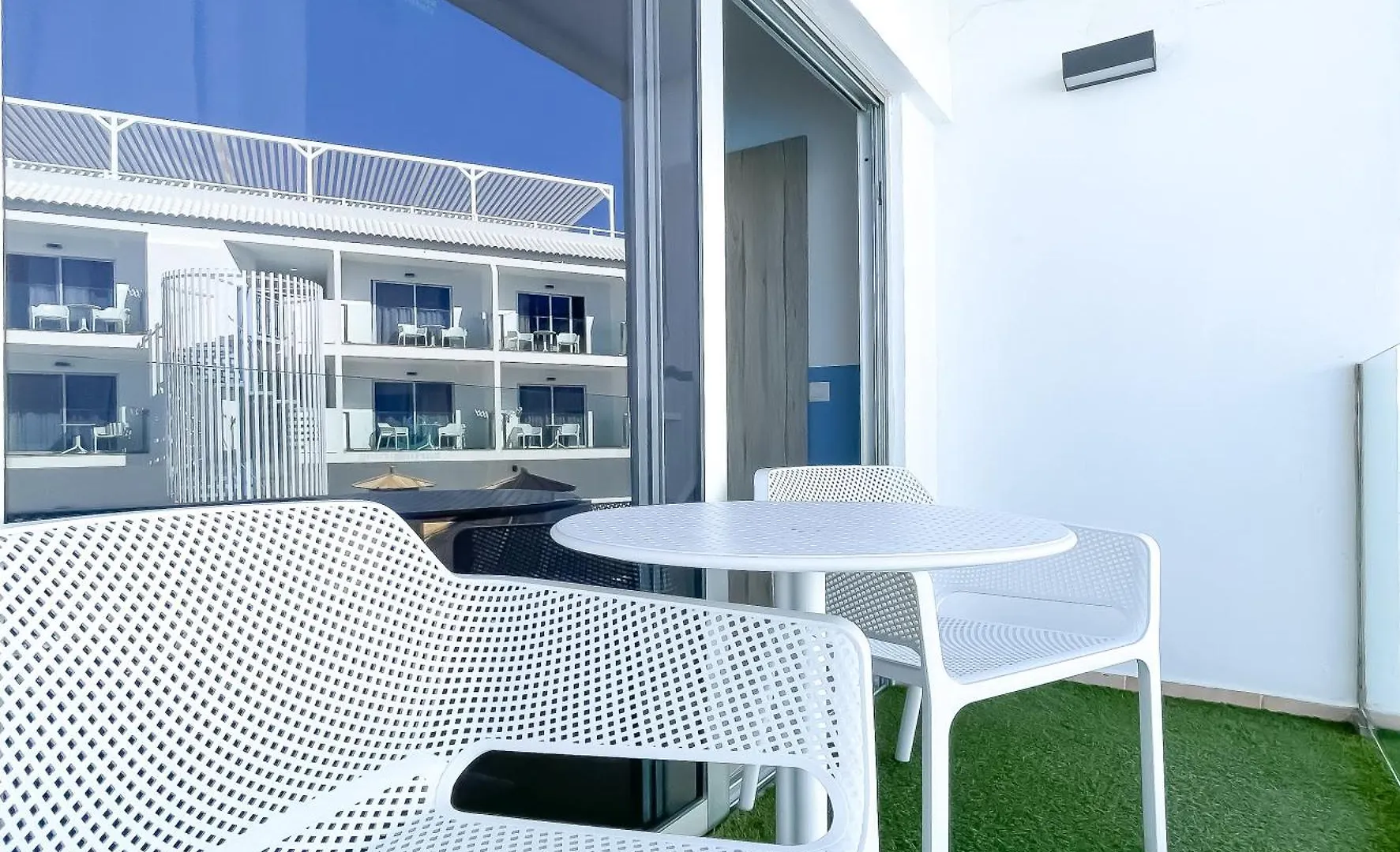 Corralejo Surfing Colors Hotel&Apartments